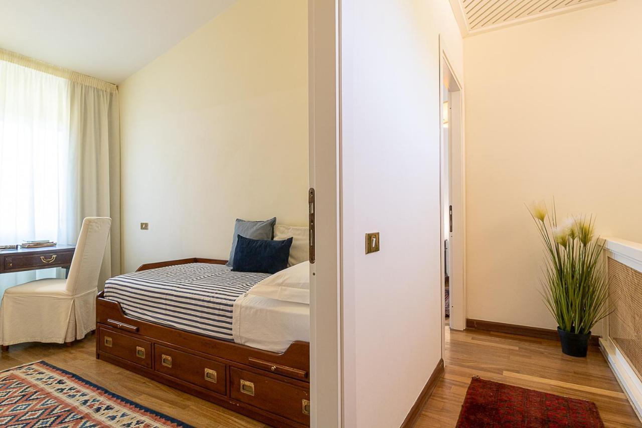 Villa Caterina La Maddalena  Eksteriør billede
