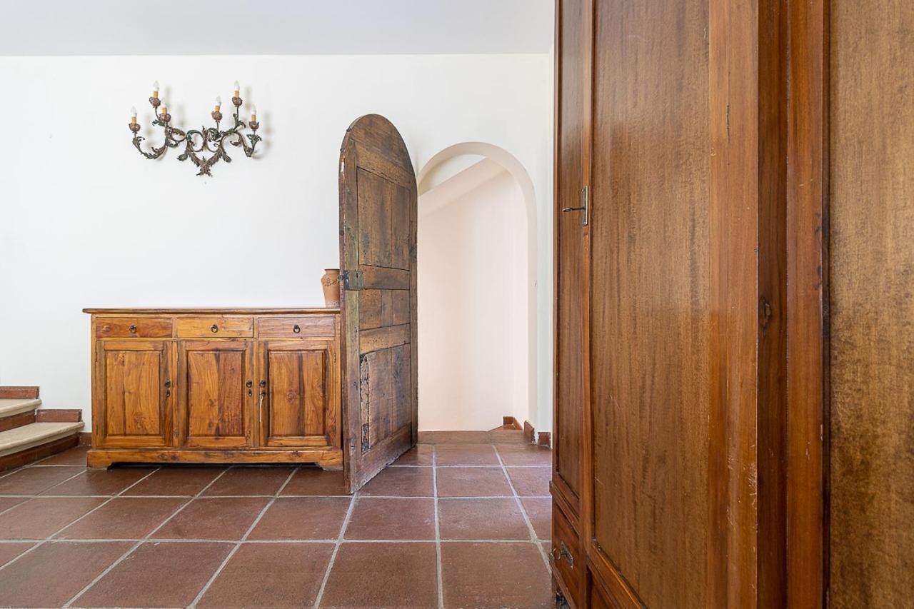 Villa Caterina La Maddalena  Eksteriør billede