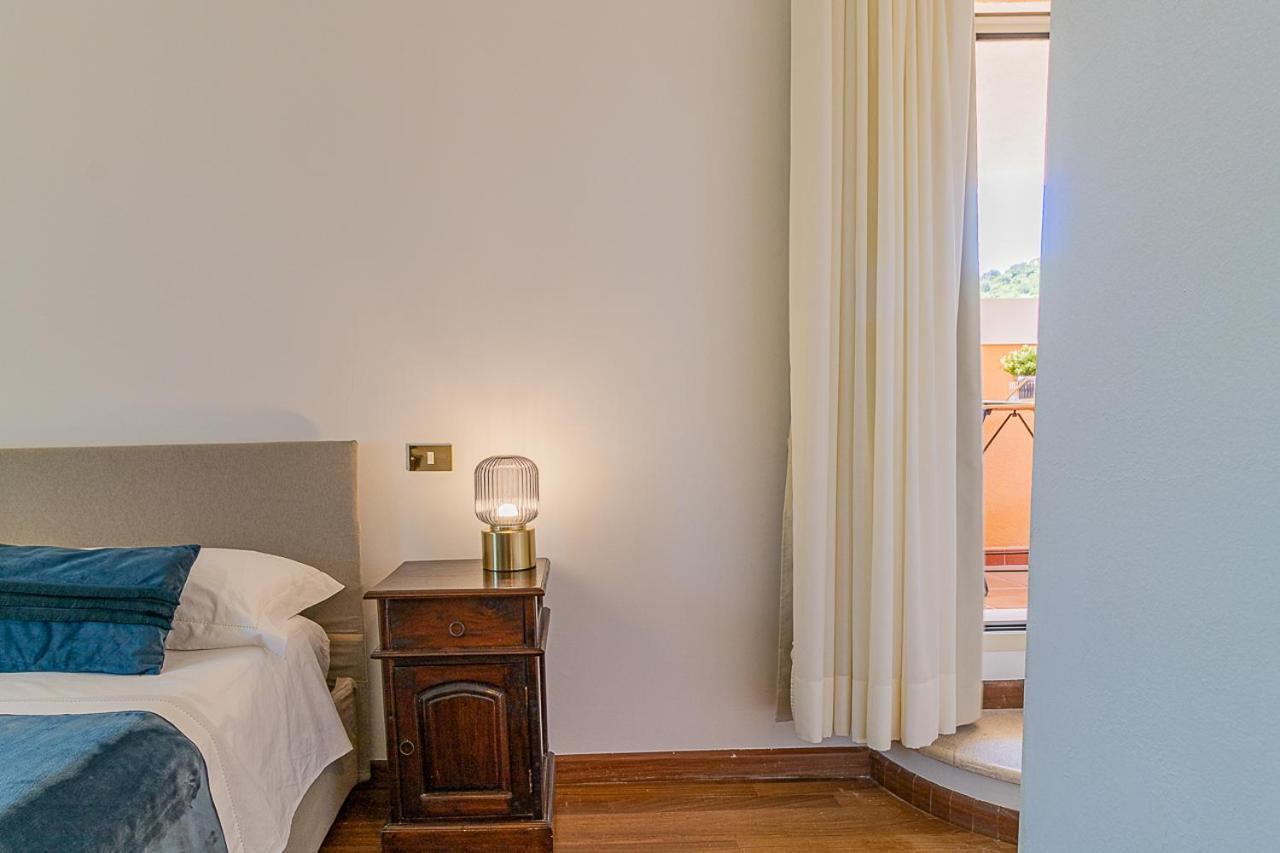 Villa Caterina La Maddalena  Eksteriør billede