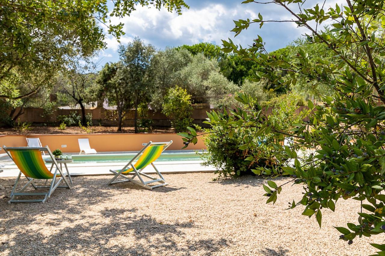 Villa Caterina La Maddalena  Eksteriør billede